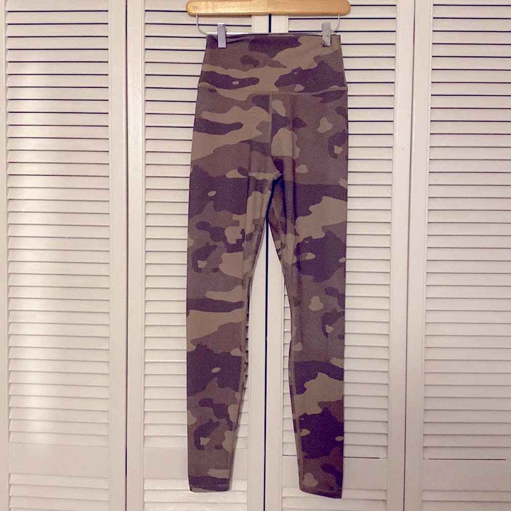 Also camo yoga pant